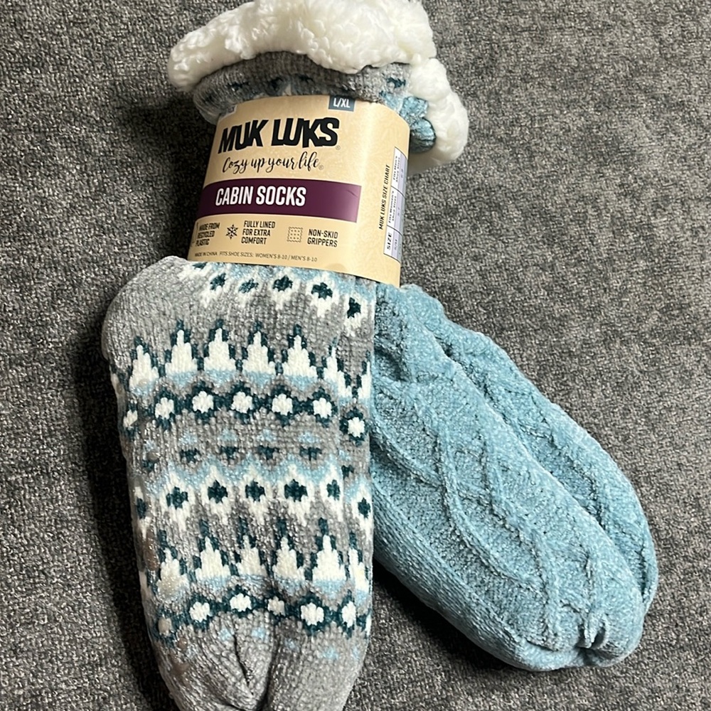 WOMANS WARM & COZY MUK LUK CABIN SOCKS FULLY LINED  2PK BRAND NEW SIZE L/XL